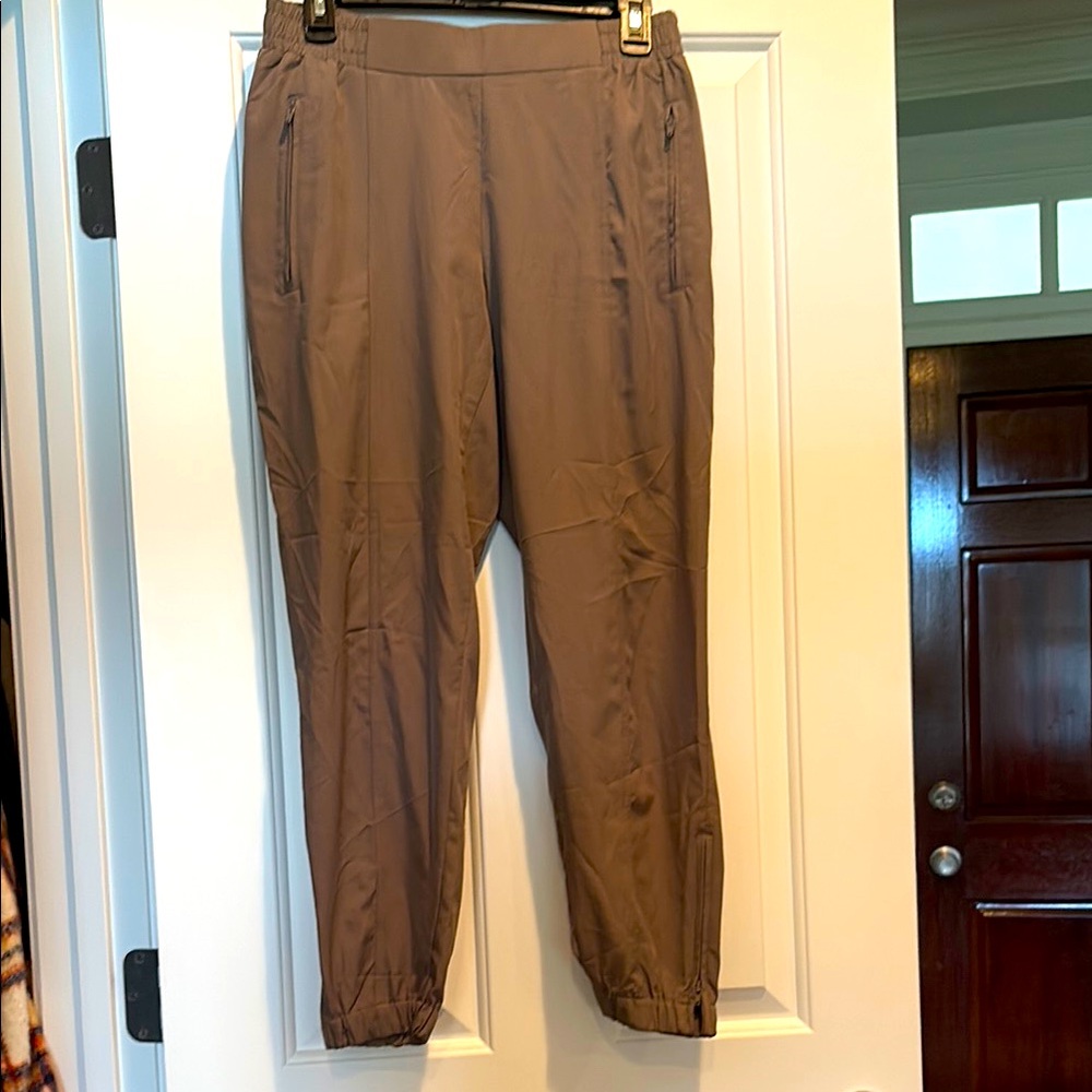 Dark taupe/khaki Old Navy “StretchTech” joggers, size M, like new condition